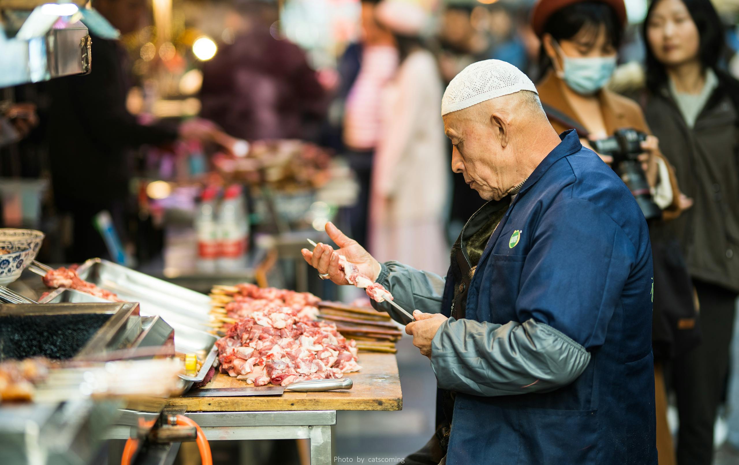 Xi'an Muslim Quarter street food vendor